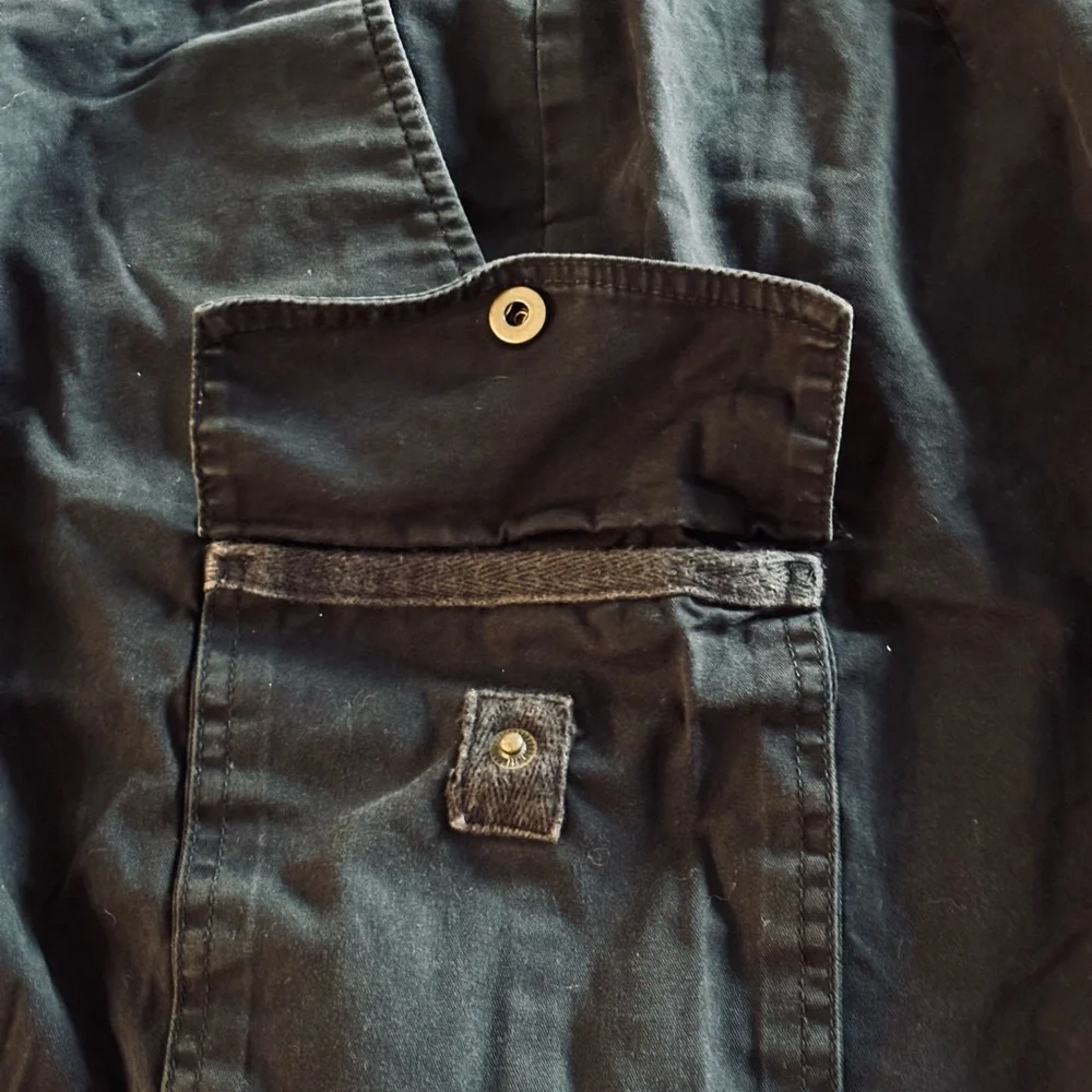 Ralph Lauren Women Black Cargo Shorts - Picture 3 of 12